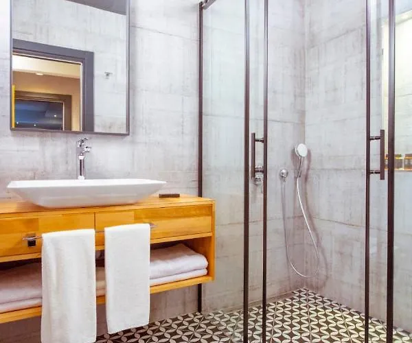 S3 King アパートホテル フェティエ